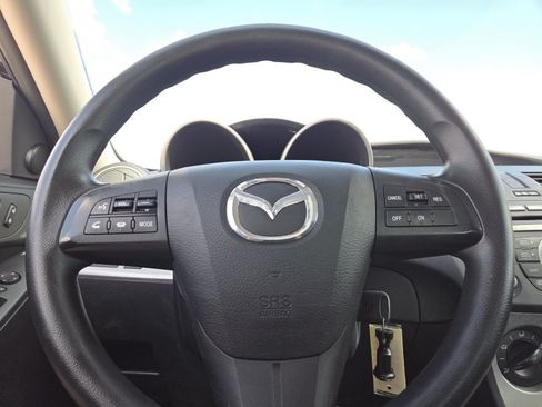Used 2011 MAZDA MAZDA3 i Touring FWD image 22