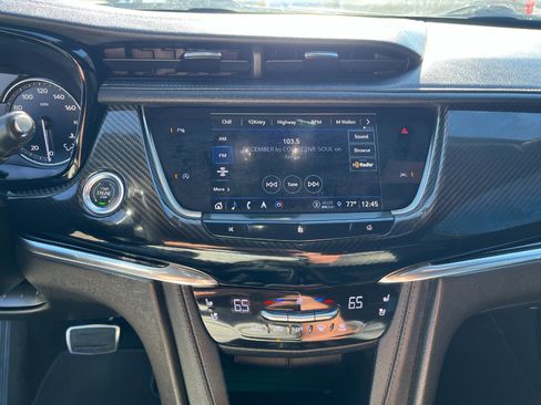 Used 2021 Cadillac XT6 Sport image 20