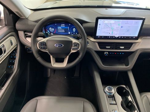 New 2026 Ford Explorer Active w/ Active Comfort Package image 37