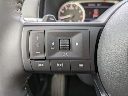 New 2025 Nissan Pathfinder SV w/ Cargo Package image 24