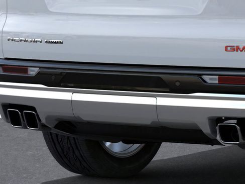 New 2026 GMC Acadia Denali image 14