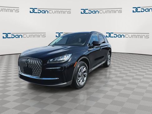 Used 2024 Lincoln Corsair AWD w/ Equipment Group 101A image 4