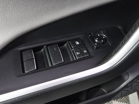 Used 2021 Toyota RAV4 Limited AWD/4WD image 23