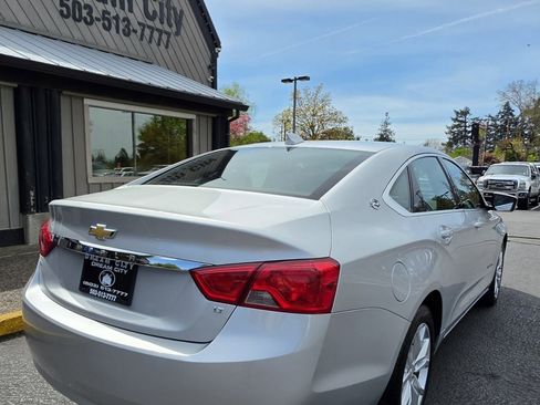 Used 2018 Chevrolet Impala LT FWD image 8