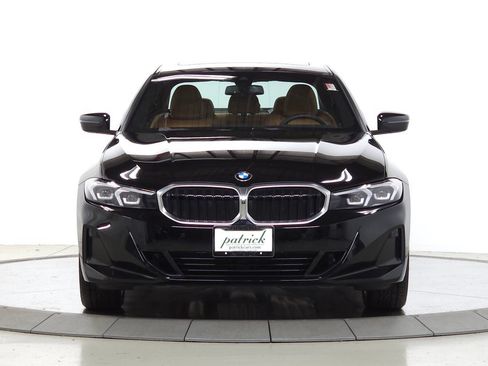 Used 2023 BMW 330i xDrive Sedan w/ Premium Package AWD/4WD image 2