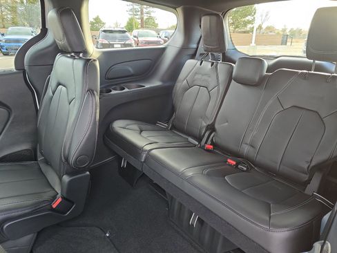 New 2026 Chrysler Voyager LX image 35