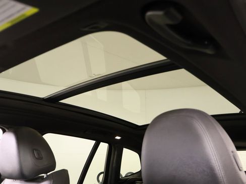 Used 2021 BMW X3 xDrive30e w/ Convenience Package image 16