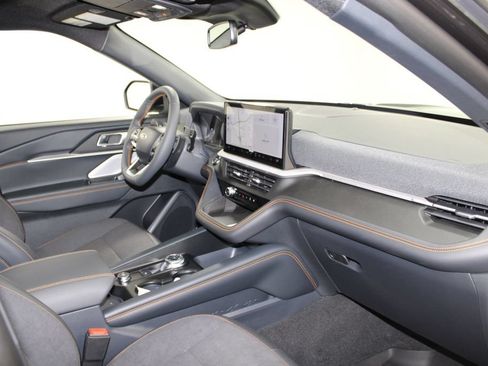 New 2026 Ford Explorer Tremor AWD/4WD image 31