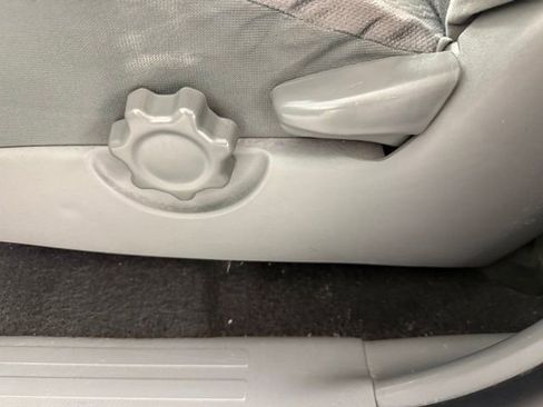 Used 2013 Toyota Tacoma PreRunner image 24