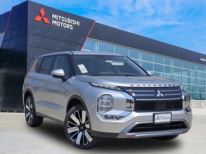New 2025 Mitsubishi Outlander SE