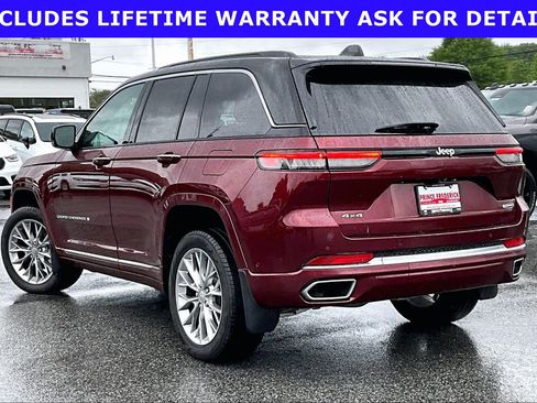 Used 2025 Jeep Grand Cherokee Summit w/ MOPAR Finishing Package AWD/4WD image 9