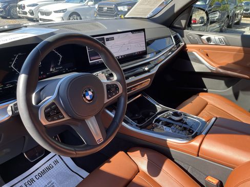 Certified 2025 BMW X5 xDrive40i w/ Executive Package image 12