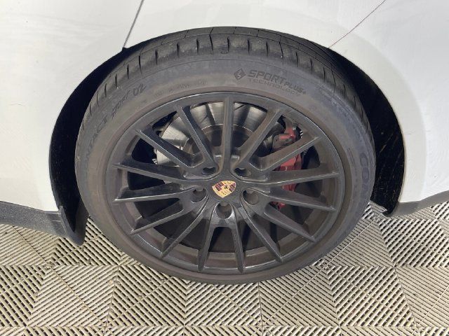 Used 2015 Porsche Panamera GTS AWD/4WD image 17