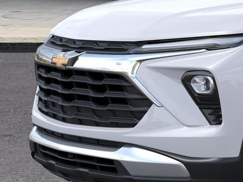 New 2026 Chevrolet TrailBlazer LT w/ Convenience Package AWD/4WD image 37