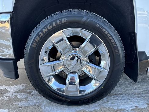 Used 2018 Chevrolet Silverado 1500 LTZ w/ Sport Package image 12