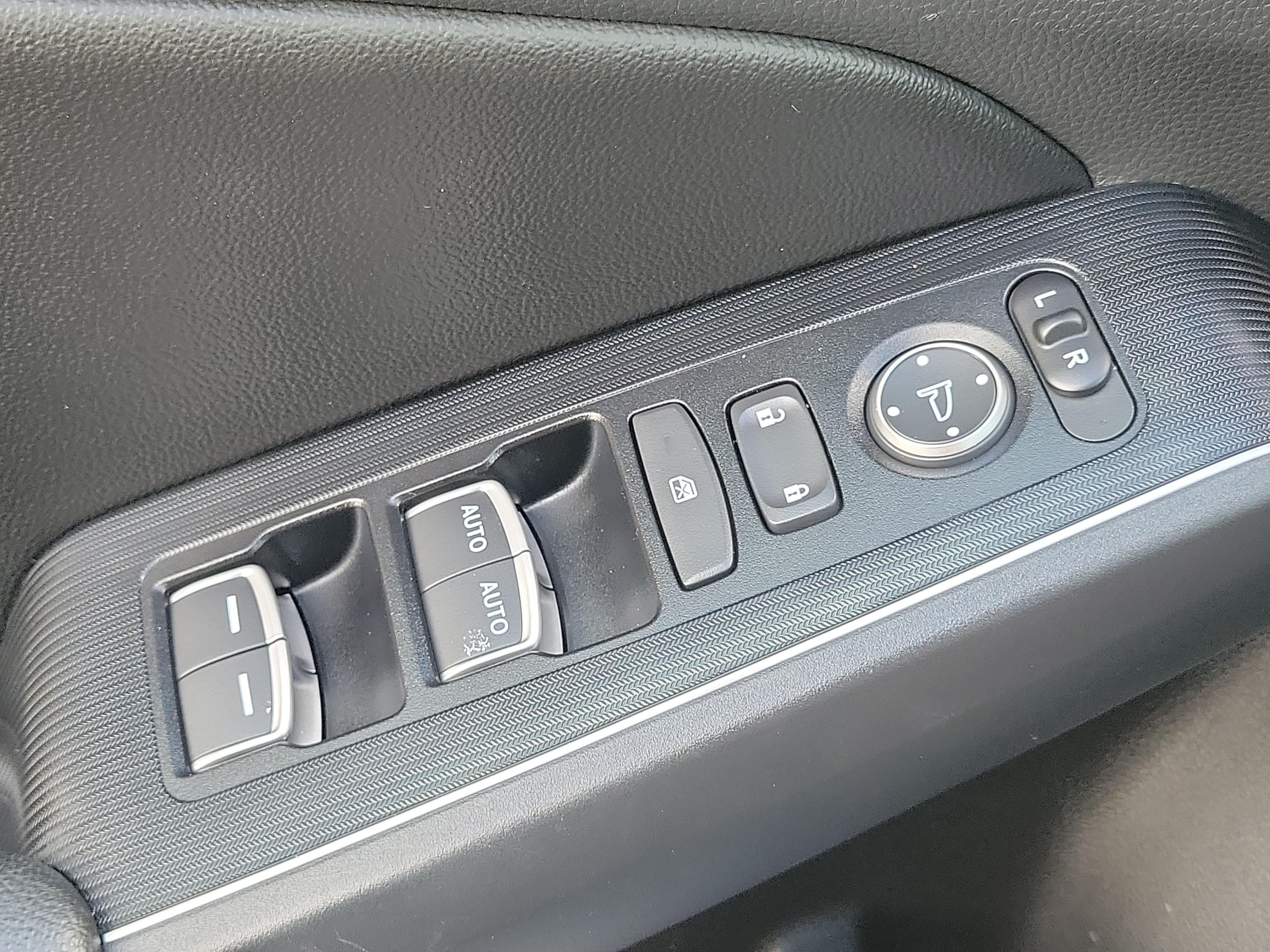 Used 2024 Honda Civic Touring image 34