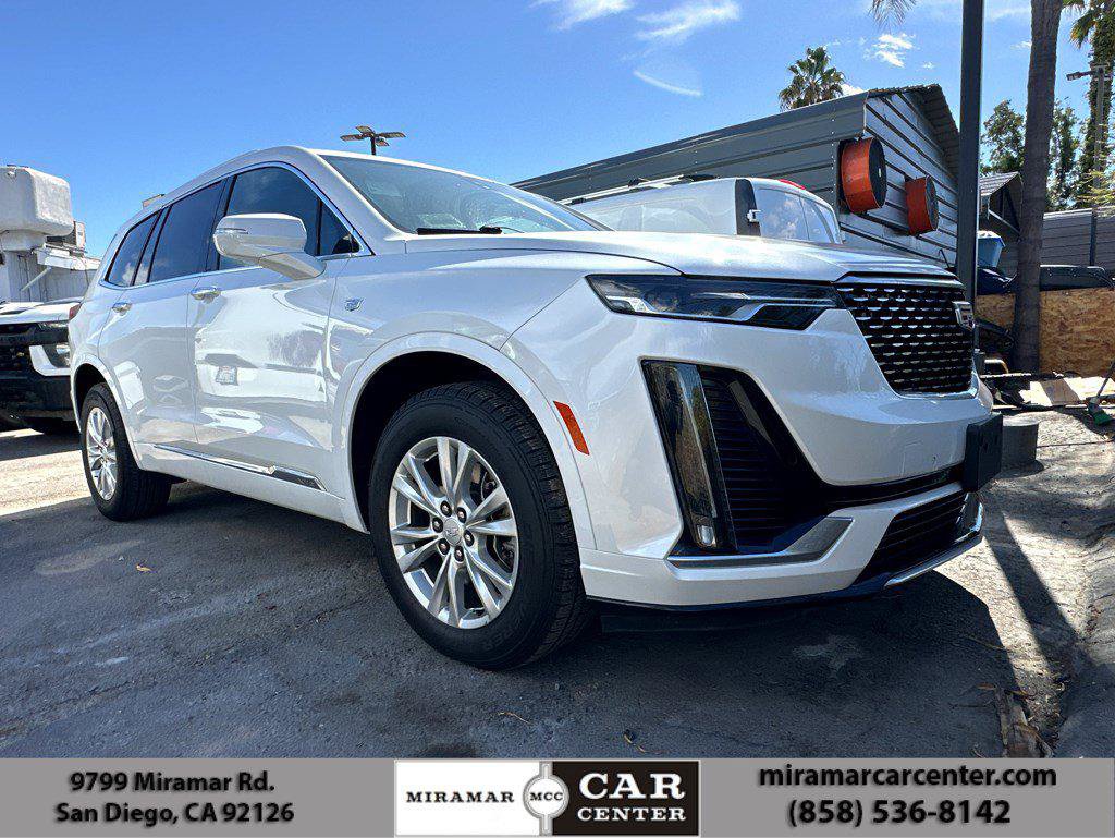 Used 2023 Cadillac XT6 Luxury FWD image 1