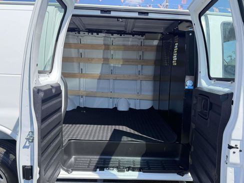 Certified 2025 Chevrolet Express 2500 w/ Driver Convenience Package RWD image 8