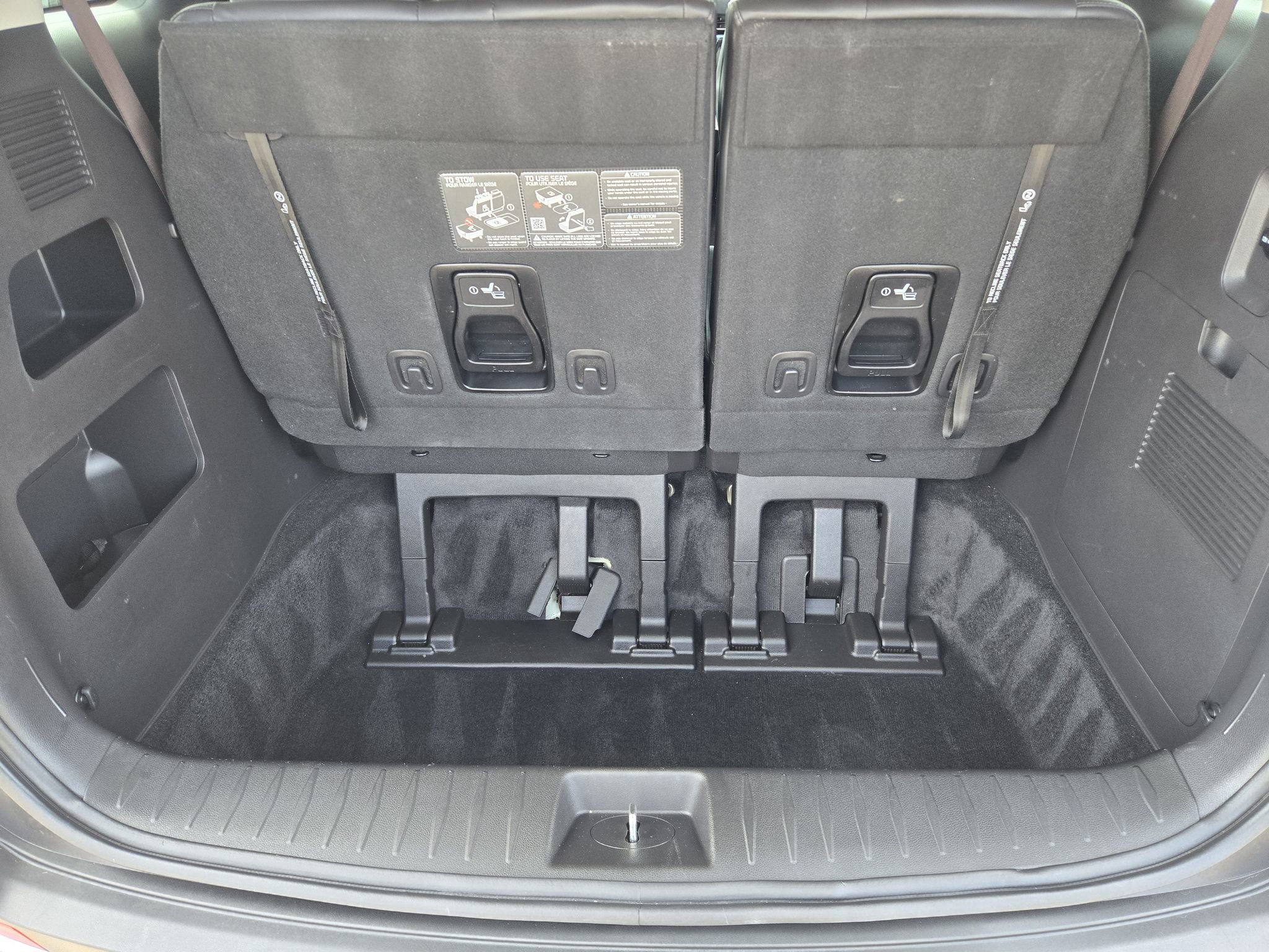 Used 2026 Kia Carnival LXS FWD image 33