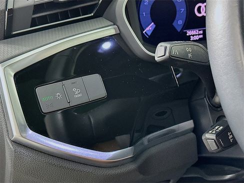 Used 2020 Audi Q3 2.0T Premium Plus w/ Premium Plus Package image 10