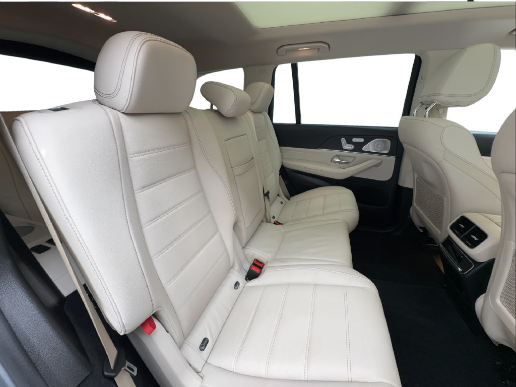 Used 2022 Mercedes-Benz GLS 450 4MATIC image 33