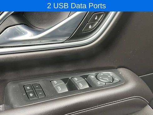 Used 2021 Chevrolet Suburban Z71 w/ Z71 Signature Package image 23