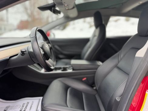 Used 2018 Tesla Model 3 Long Range image 13