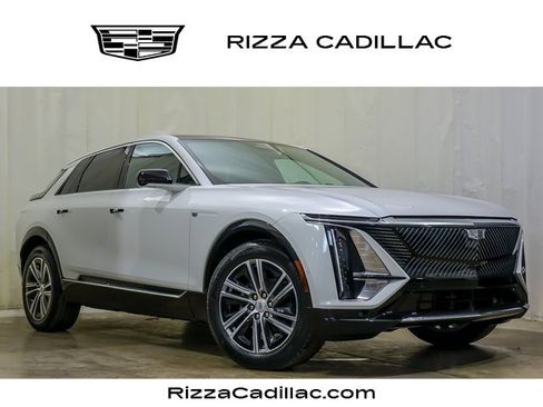 New 2025 Cadillac Lyriq Luxury image 1