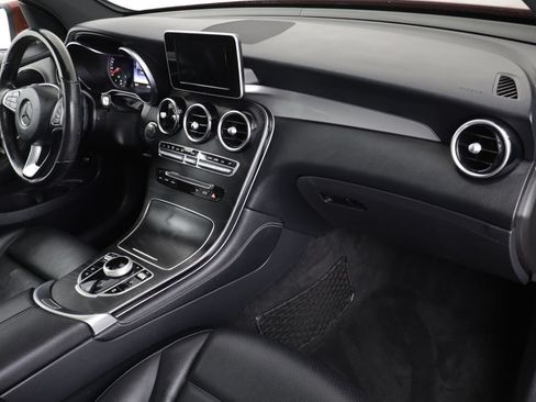 Used 2019 Mercedes-Benz GLC 300 4MATIC image 21