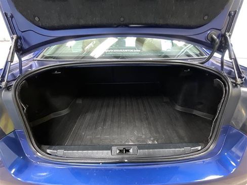 Used 2015 Subaru Legacy 2.5i Limited AWD/4WD image 26