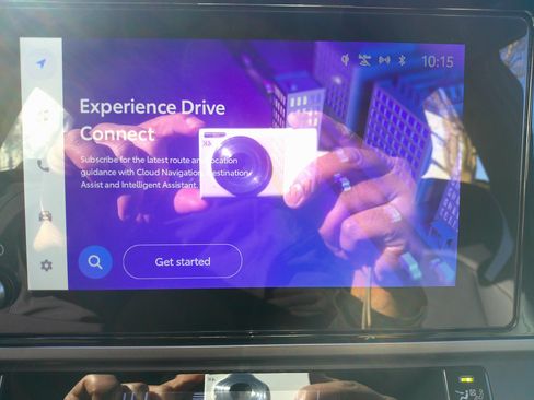 Used 2025 Toyota Camry SE image 25