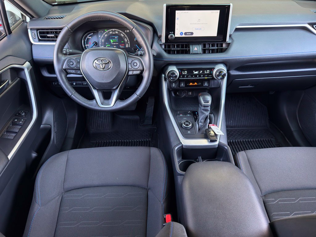 Used 2025 Toyota RAV4 SE w/ Convenience Package AWD/4WD image 10