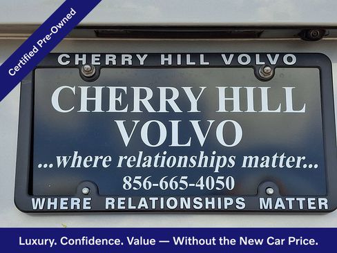 Certified 2025 Volvo XC90 B6 Plus AWD/4WD image 32