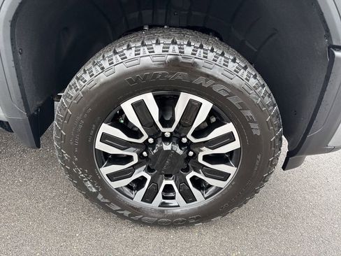 New 2026 GMC Sierra 2500 Denali Ultimate image 39