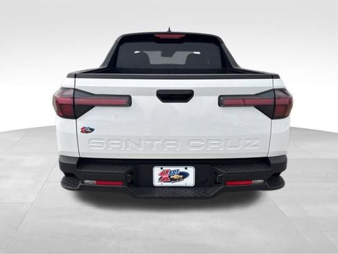 Used 2025 Hyundai Santa Cruz SE image 6