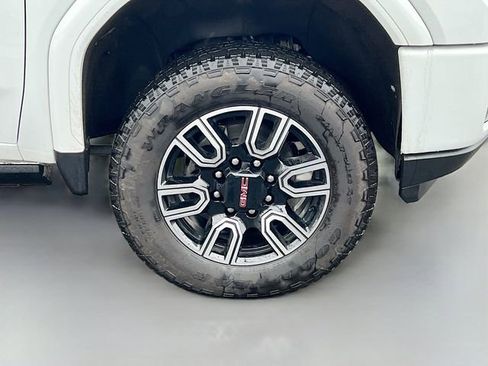 Used 2022 GMC Sierra 2500 AT4 w/ AT4 Premium Plus Package image 41