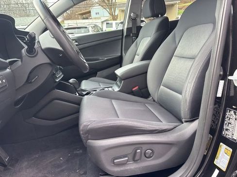 Used 2018 Hyundai Tucson Value w/ Cargo Package AWD/4WD image 14