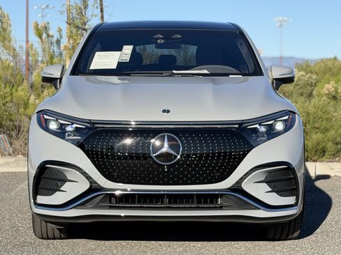 Certified 2023 Mercedes-Benz EQS 580 4MATIC SUV image 5