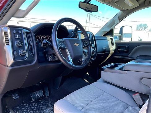 Used 2015 Chevrolet Silverado 2500 LT w/ LT Convenience Package image 8