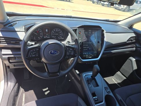 Used 2025 Subaru Crosstrek 2.5i Premium AWD/4WD image 16