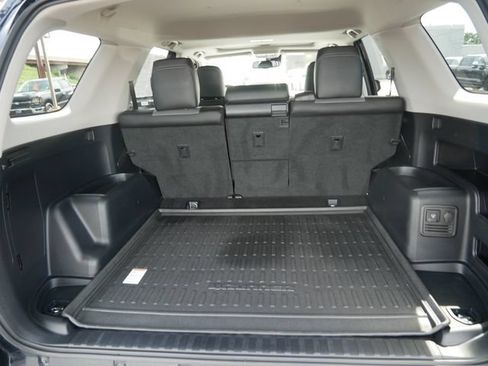 Used 2020 Toyota 4Runner SR5 Premium w/ Moonroof Package AWD/4WD image 6