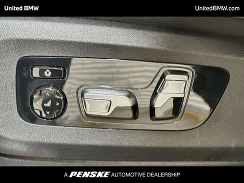 Used 2026 BMW X7 xDrive40i w/ M Sport Package AWD/4WD image 4