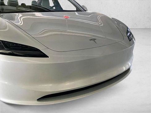 Used 2025 Tesla Model 3 Long Range RWD image 29