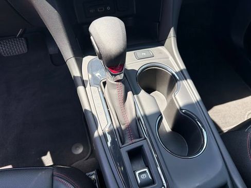 Used 2023 Chevrolet Equinox RS w/ RS Leather Package FWD image 33