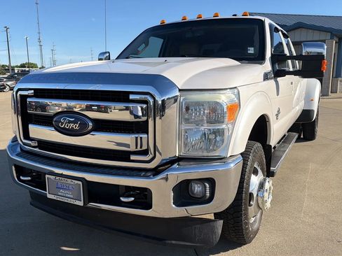 Used 2016 Ford F350 Lariat w/ Lariat Ultimate Package AWD/4WD image 2