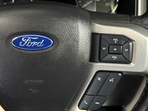 Used 2019 Ford F150 Platinum AWD/4WD image 35