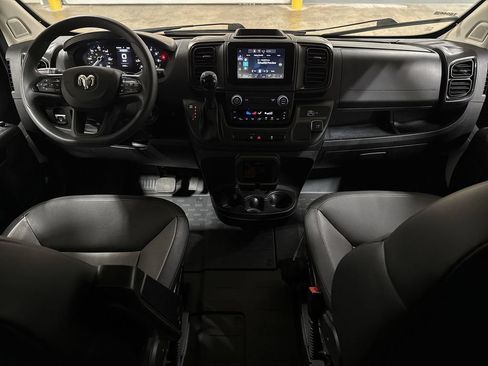 Used 2025 RAM ProMaster 3500 w/ Convenience Group FWD image 10