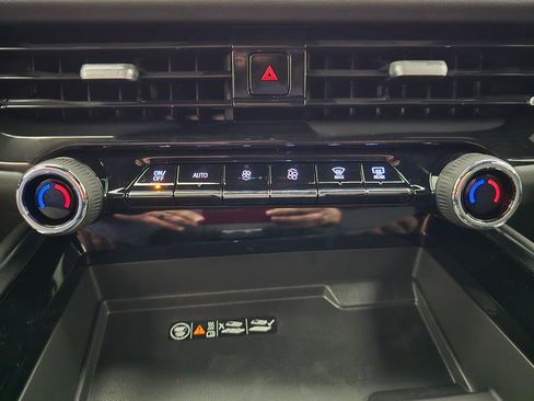 New 2026 Chevrolet Suburban LT w/ Comfort Package image 20