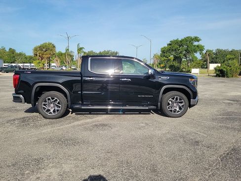 New 2026 GMC Sierra 1500 SLT w/ SLT Premium Package AWD/4WD image 4