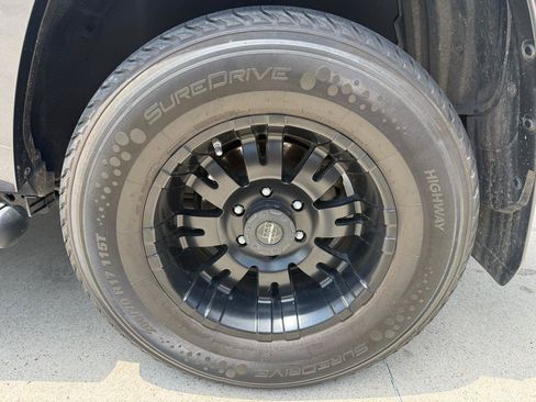 Used 2015 Toyota 4Runner SR5 Premium RWD image 7
